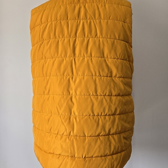 MICHAEL KORS Mustard Yellow Quilted Vest With Gold Snap Buttons. Size Medium - Picture 7 of 12